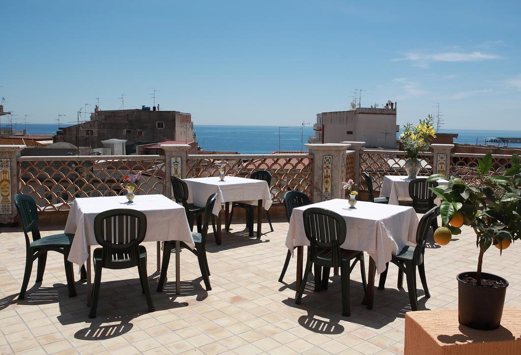 Villa Cristina Giardini-Naxos Kültér fotó