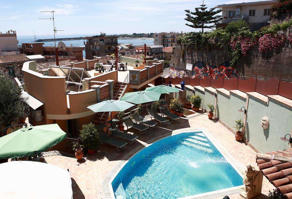 Villa Cristina Giardini-Naxos Kültér fotó