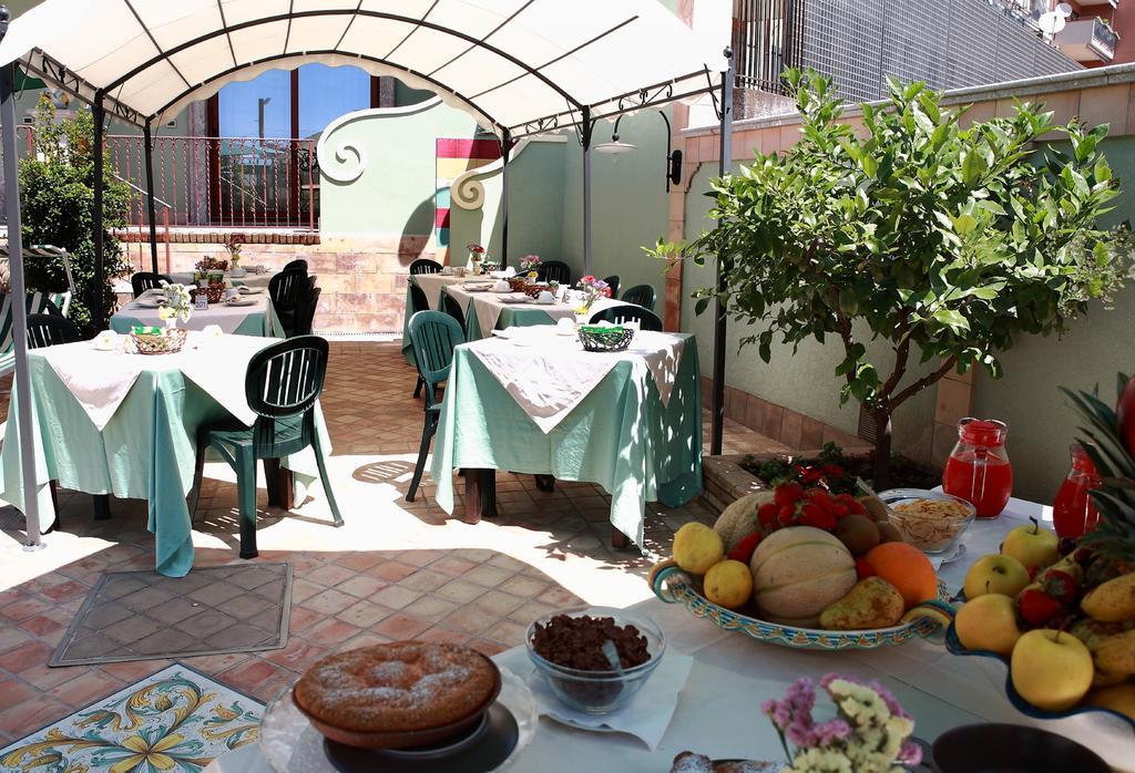 Villa Cristina Giardini-Naxos Kültér fotó