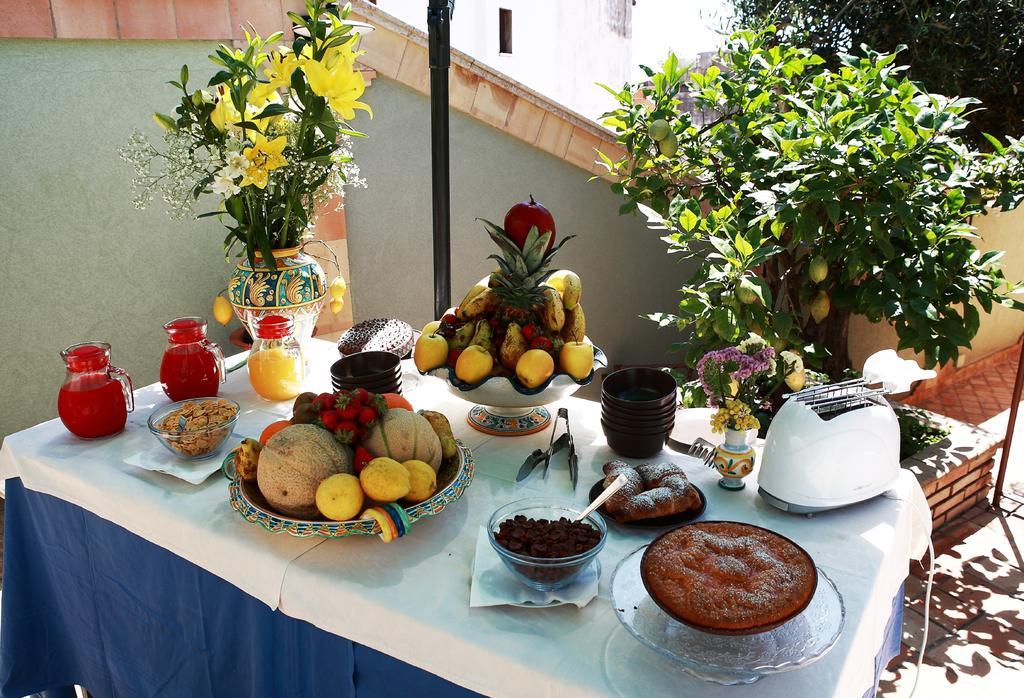 Villa Cristina Giardini-Naxos Kültér fotó